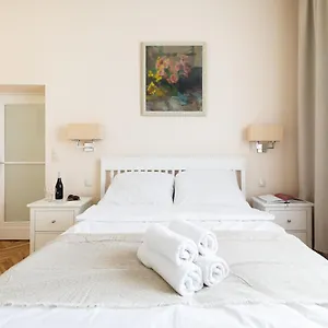 https://po-serviced-apartments-plac-konstytucji.warsawhotelspoland.com